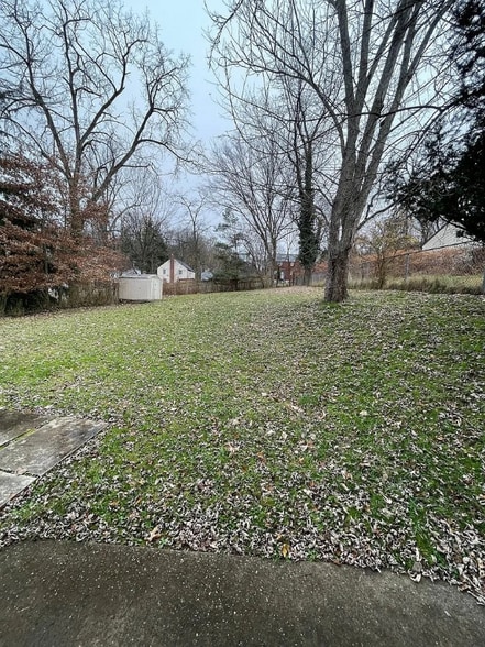 Building Photo - 260 Evaline St