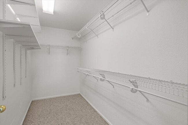 Building Photo - 100 Jackson Creek Dr