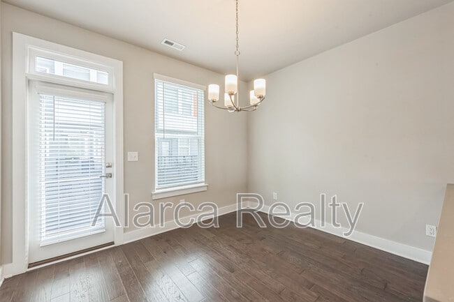 Building Photo - 1311 Millpark Ln
