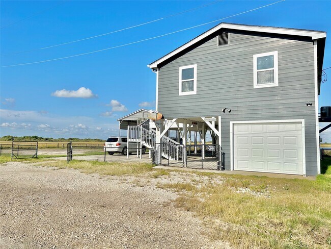 Building Photo - 1256 Canal E