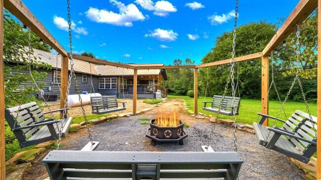 Building Photo - 3501 Autumn Woods Ln