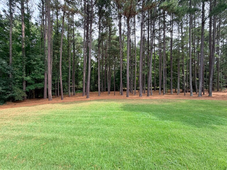 Building Photo - 5604 Pine Rock Ct