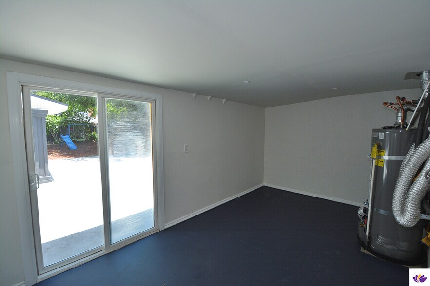 Building Photo - 23701 Bessemer St