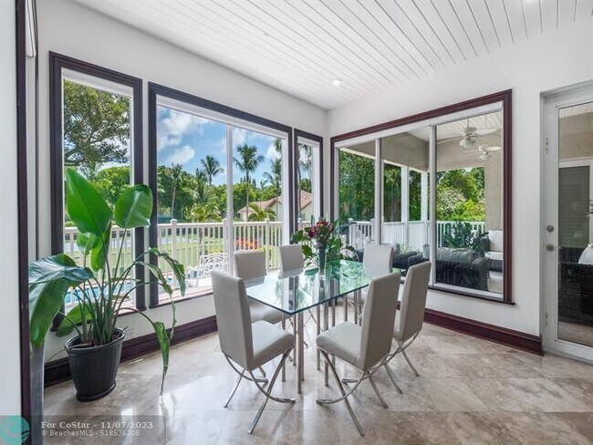 Building Photo - 441 Ridge Rd