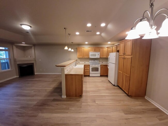 Building Photo - 3641 W 29th St