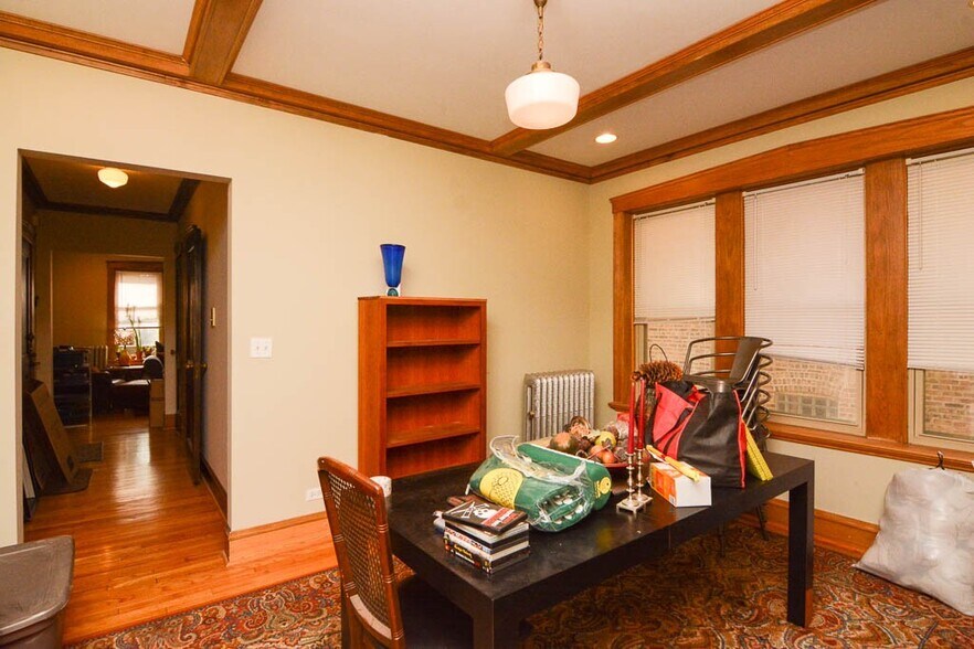 Building Photo - 1250 W Rosedale Ave