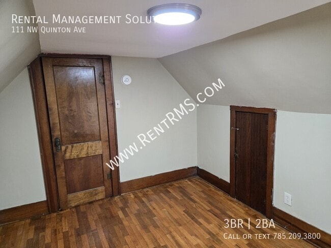 Building Photo - 111 NW Quinton Ave