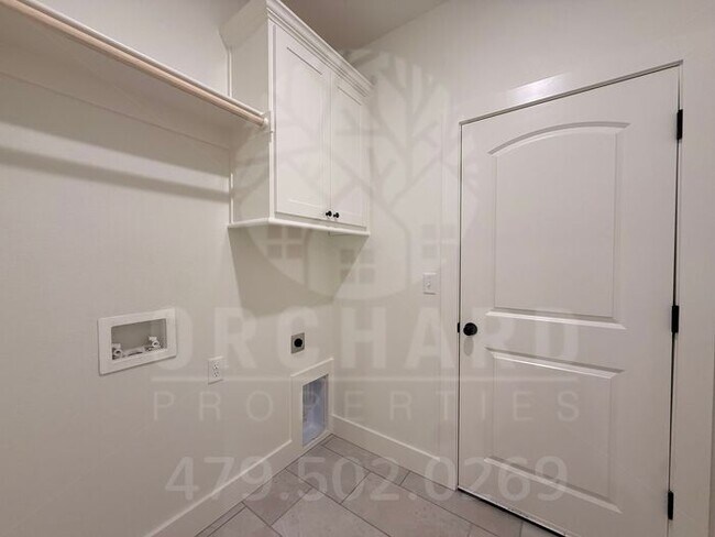 Building Photo - Bella Vista Single-Family Home- 2 Bed/ 2 Bath with Hobby Room- Beautiful Chase Plan