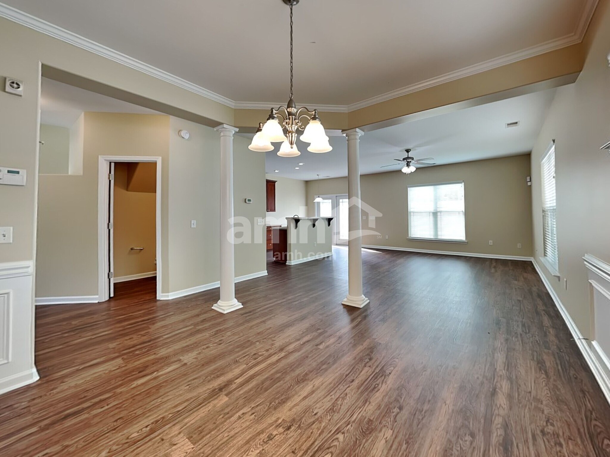 Building Photo - 100 Summer Hill Ct