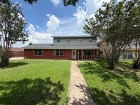 Building Photo - Ready to Move in... Do not miss this house !!!!