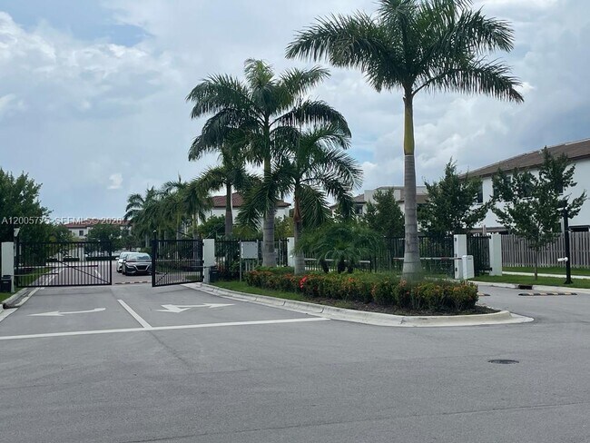 Building Photo - 784 NE 206th Terrace