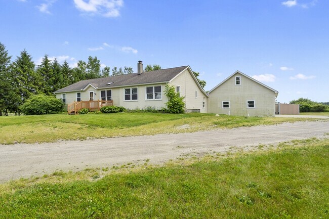 Building Photo - 6611 Scofield Rd