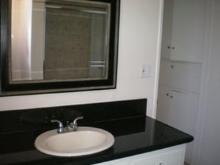 Building Photo - 321 S Willaman Dr
