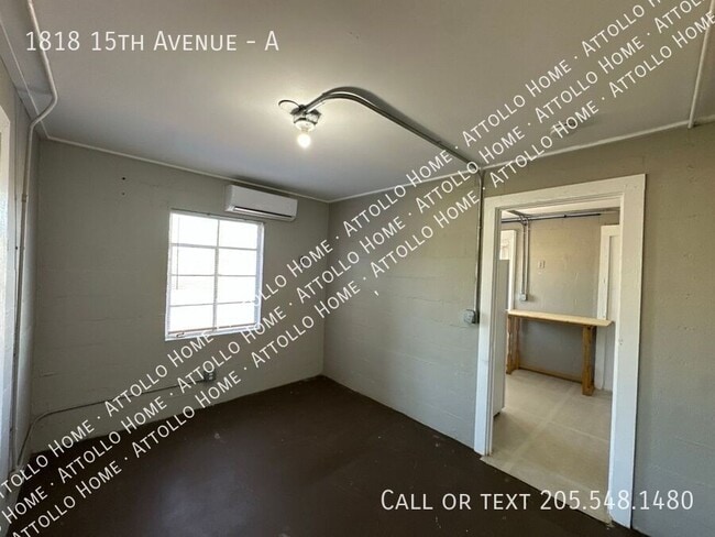 Building Photo - 1818 15th Ave