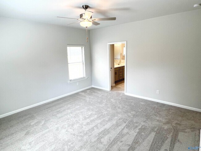 Building Photo - 11073 Wayland Rdg Dr