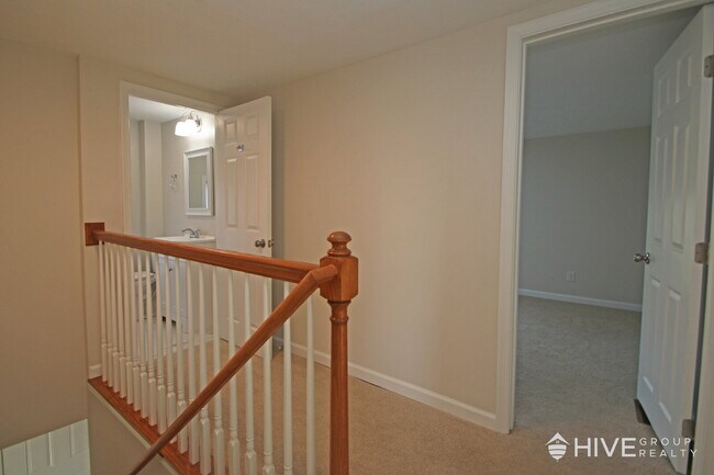 Building Photo - Fully Remodeled Home with Detached Garage ...