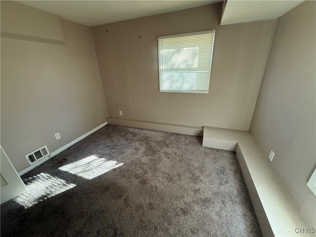 Building Photo - 127 Matty Ave