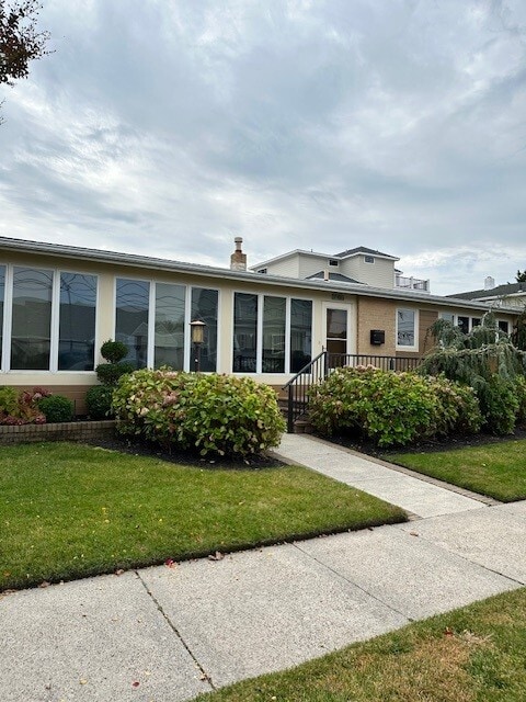 Building Photo - 3004 Winchester Ave