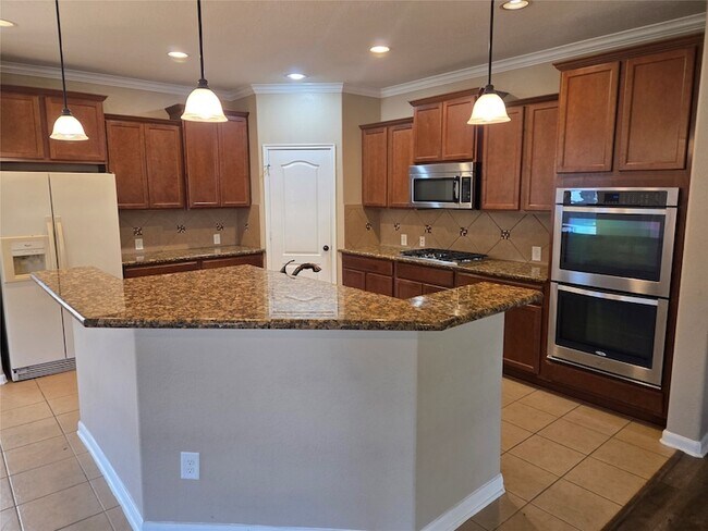 Building Photo - 19510 Dunlay Springs Dr