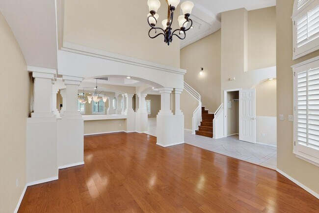 Building Photo - 6017 Ojo De Agua Dr