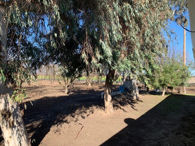 Building Photo - 5524 W Grayson Rd