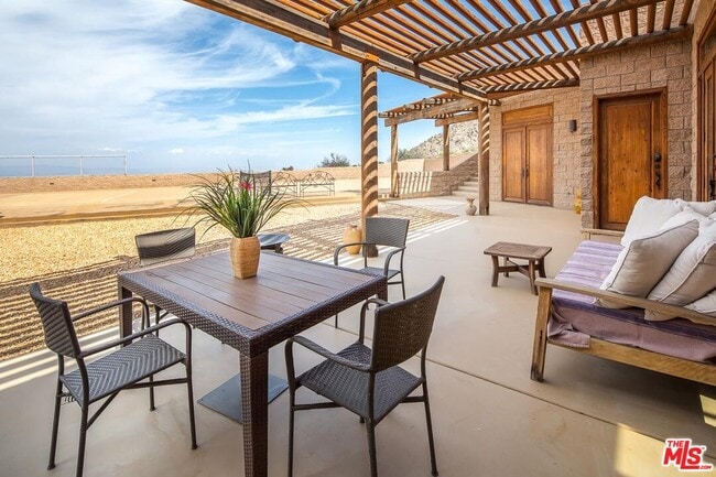 Building Photo - 57425 Palm Seco Cir