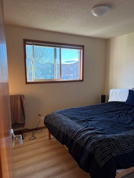 Building Photo - 1443 NW 20th St