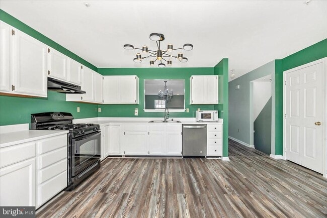 Building Photo - 7130 Oberlin Cir