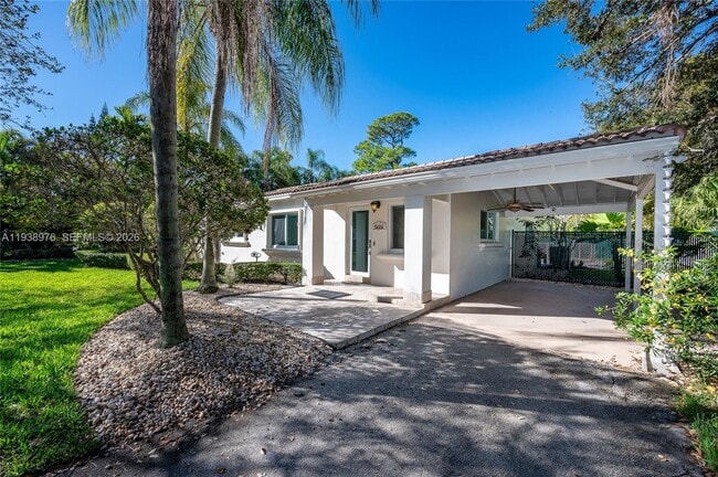 Building Photo - 5626 SW 69th Ave