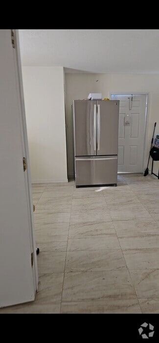 Building Photo - 309 Orchid Dr