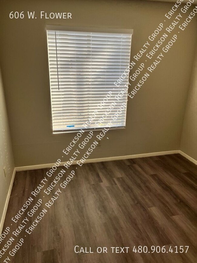 Building Photo - 606 W. Flower-
