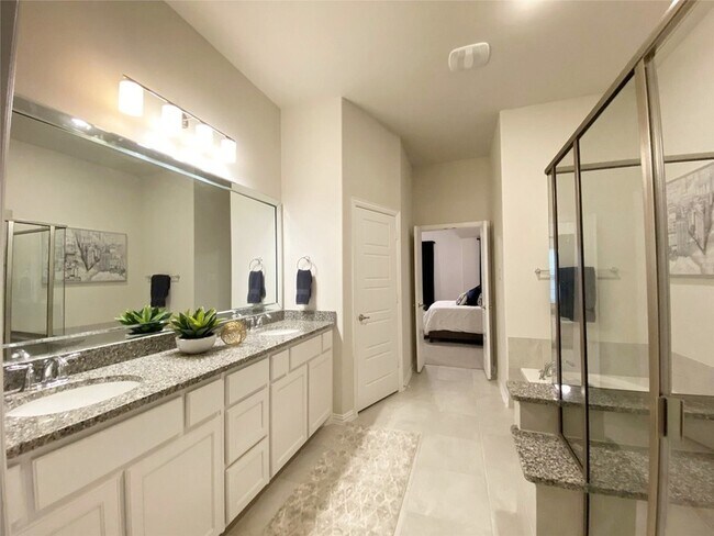 Building Photo - 2612 Cathedral Dr