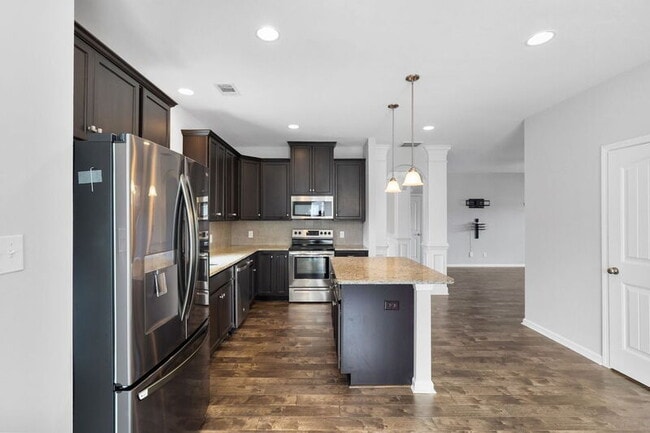 Building Photo - 137 Spoonbill Cir