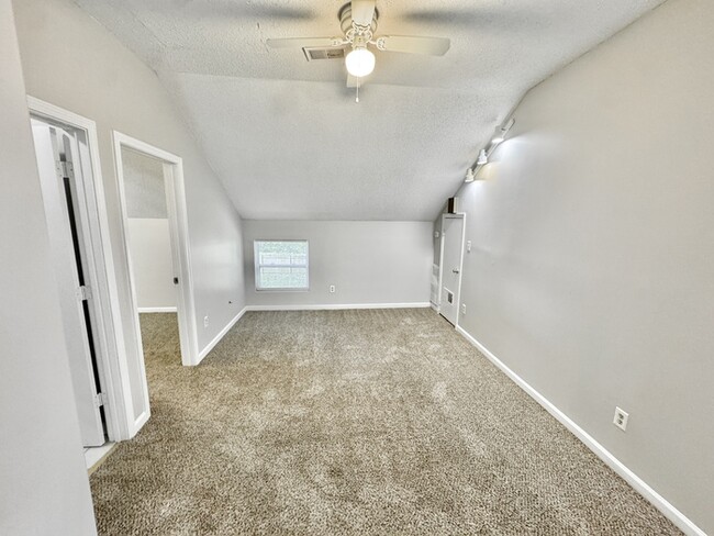 Building Photo - 3569 Douglass Ave