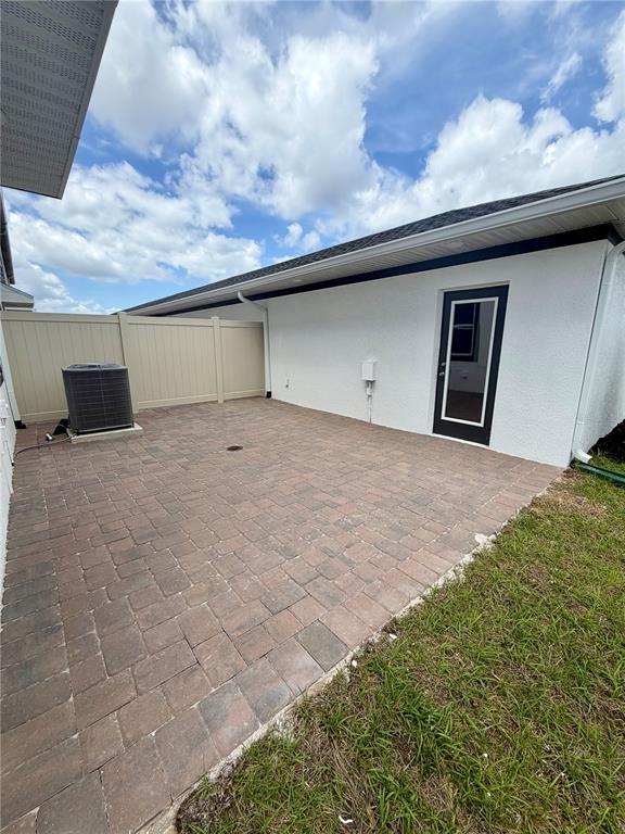 Building Photo - 5222 Ctr Lk Rnch Blvd