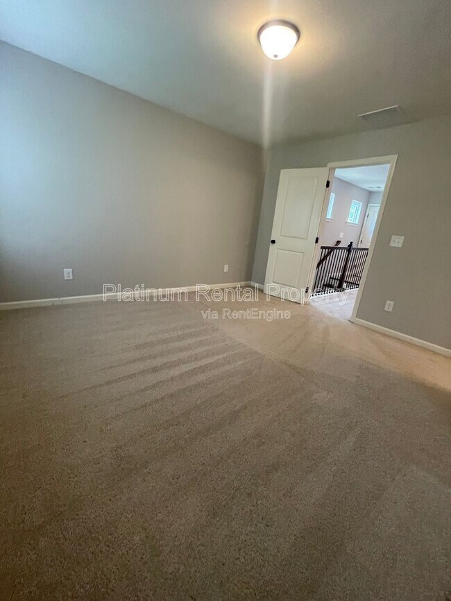 Building Photo - 841 Ambient Way