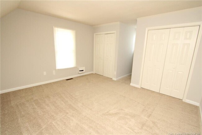 Building Photo - 100 Fawn Ct