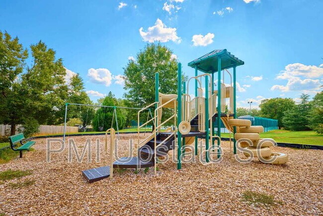 Building Photo - 430 Rosehaven Way
