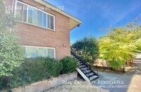 Building Photo - 127 NW Bowdoin Pl