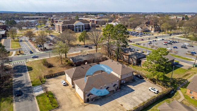 Building Photo - 2022 Erbach St