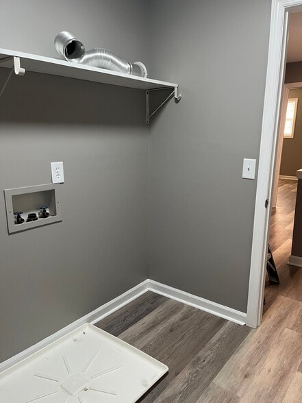 Building Photo - 108 Shady Brook Dr