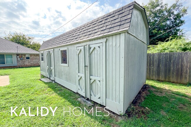 Building Photo - 3501 Baird Dr