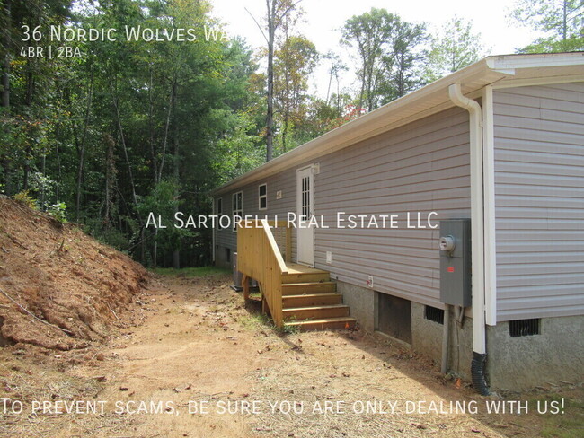 Building Photo - New Manufactured Home on Private Lot - Spa...