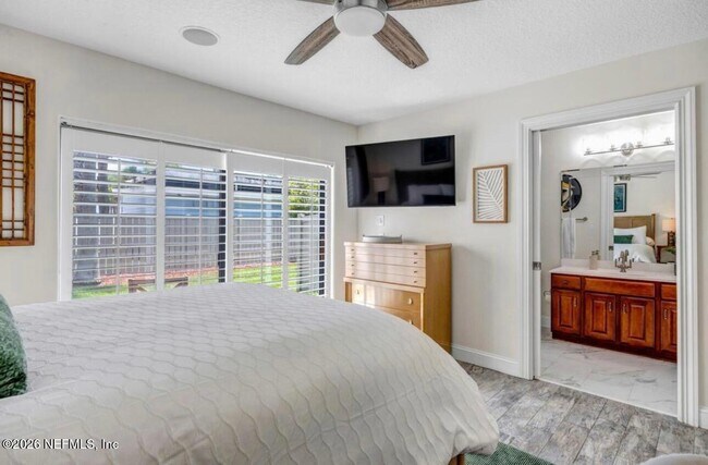 Building Photo - 905 2nd St N