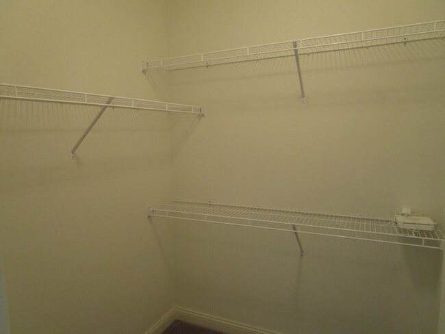 Building Photo - Huge 3BR/3BA Villa at Boulder Springs - Available July!!