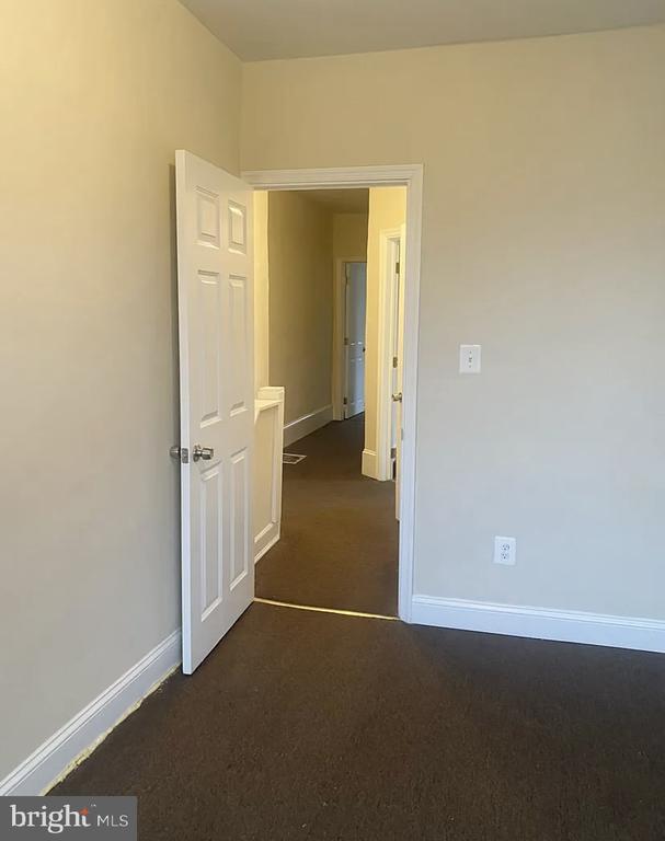 Building Photo - 2648 Lehman St
