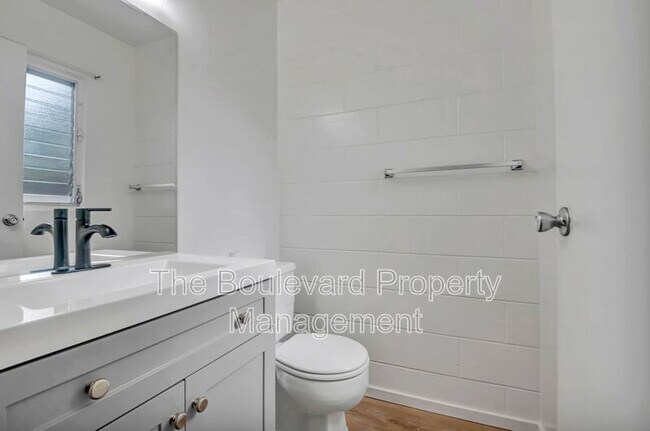 Building Photo - 95-045 Hokuiwa St