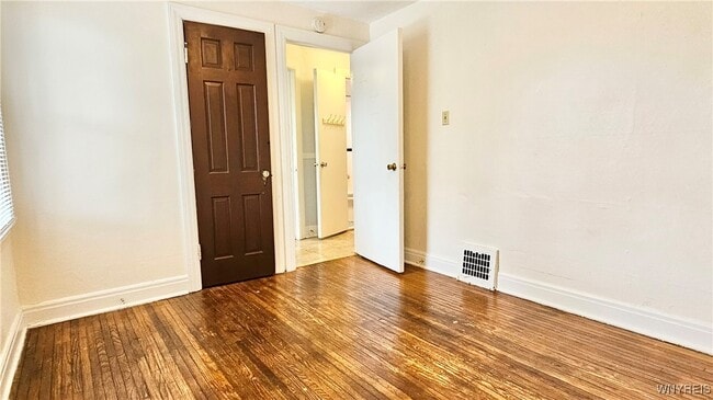 Building Photo - 657 Englewood Ave