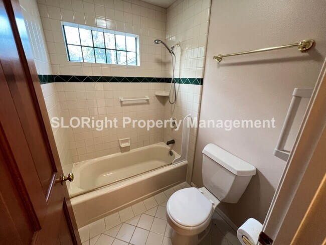 Building Photo - AVAILABLE JUNE- Condo Near Downtown SLO - 2 Bed / 2.5 Bath
