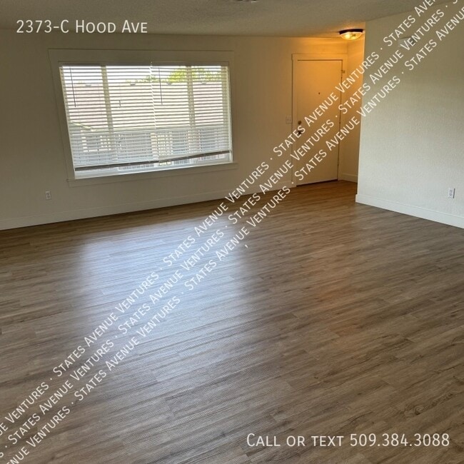 Building Photo - 2373 Hood Ave